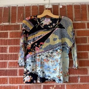 90s / y2k baddie  floral sheer sleeved beaded 3/4 sleeve top
